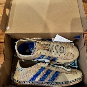 adidas Beige and Blue Women's Sneakers